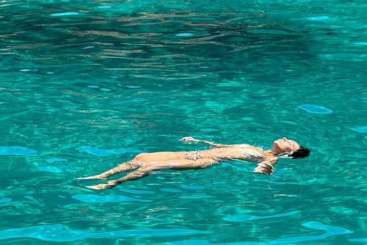 Alcudia: 3H Sightseeing, Sea Caves & Snorkel Speedboat Tour