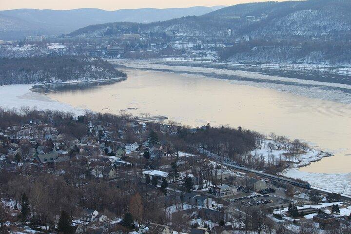 Hudson Valley Escape: Cold Spring & River Views Day Tour
