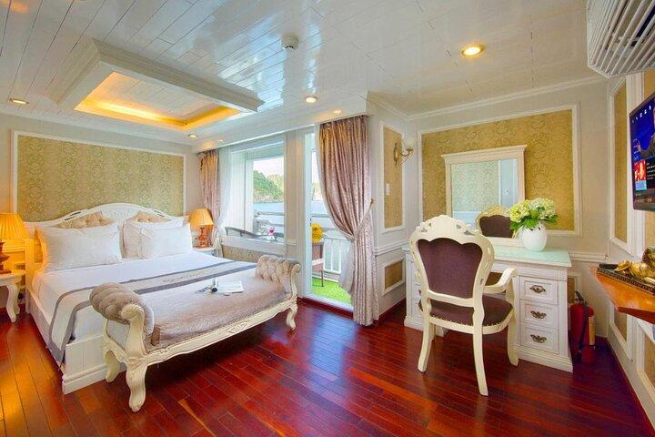 Signature Cruises – Hanoi to Bai Tu Long Bay 2 Days 1 Night