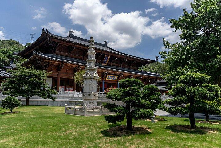 Kyoto, Osaka and Nara Customized Private Car tour