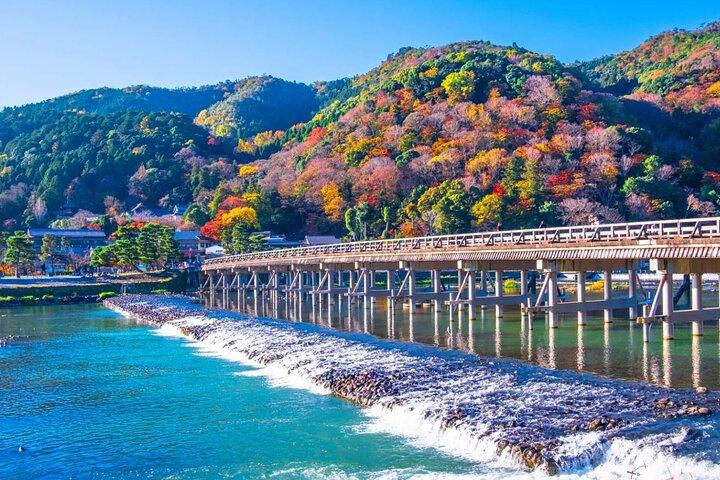 Kyoto: Arashiyama Early Access Bamboo & Temple Tour