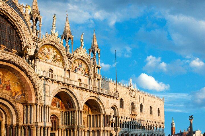 Venice : St Mark's Basilica, Doge's Palace, Bridge of Sighs