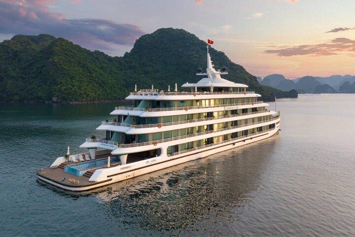 Catherine Cruises Ha Long Bay 2D1N 6 Star Luxury Cruise with Pool