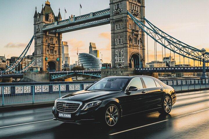 London Gatwick Airport LGW to Heathrow LHR Private Transfer