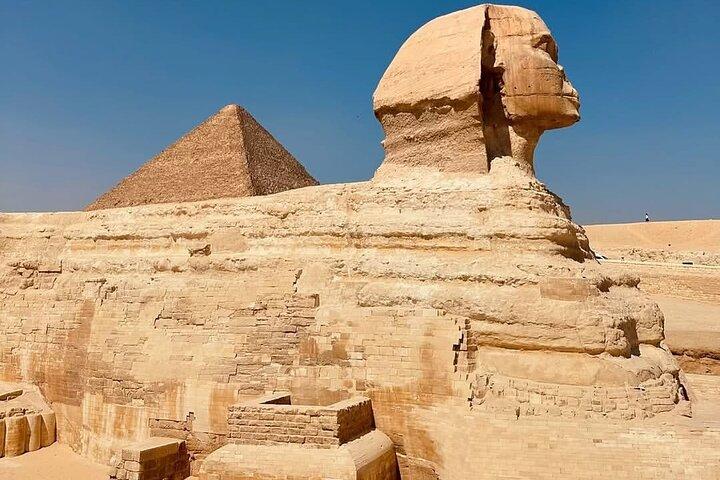 Private Giza Pyramids and Sphinx Guided Tour