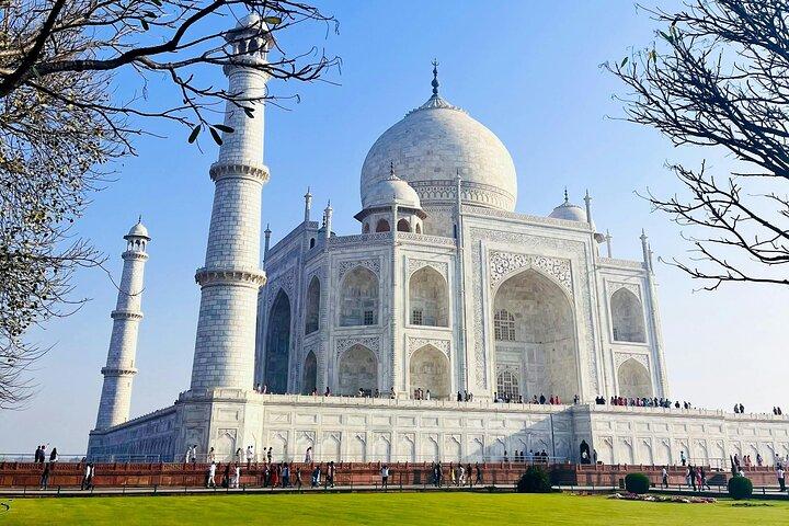 Day Trip to The Taj Mahal and Agra from Jaipur ending in Delhi by Car