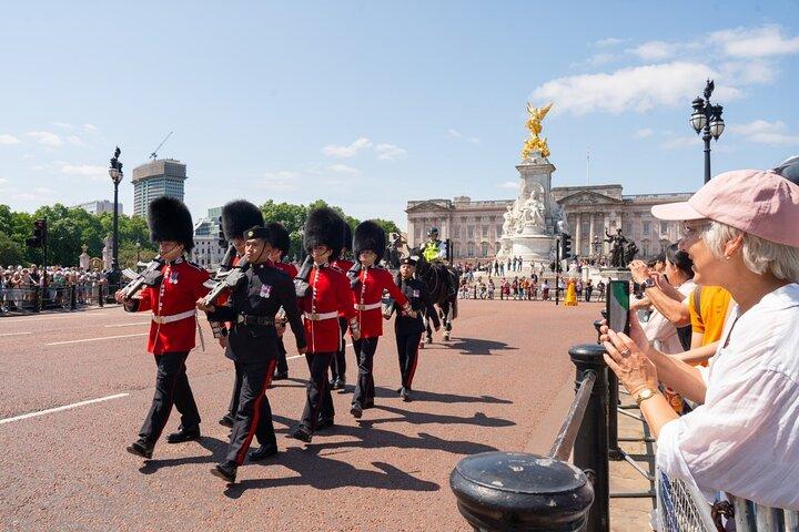 Full Day London Tour: Tower of London & Westminster Abbey