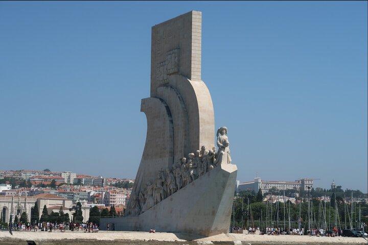 Morning Sailing Tour on Lisbon Tagus River
