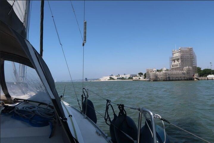 Morning Sailing Tour on Lisbon Tagus River