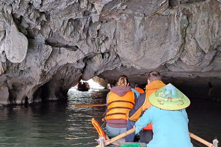 (Best Selling) Full-Day Ninh Binh Highlights Tour from Hanoi