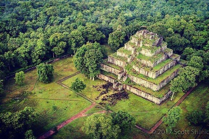 Overland to Koh Ker and Beng Mealea Tour