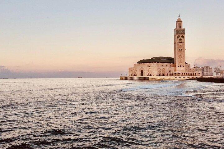 Casablanca Full Day City Tour With Transfer - Marrakesh