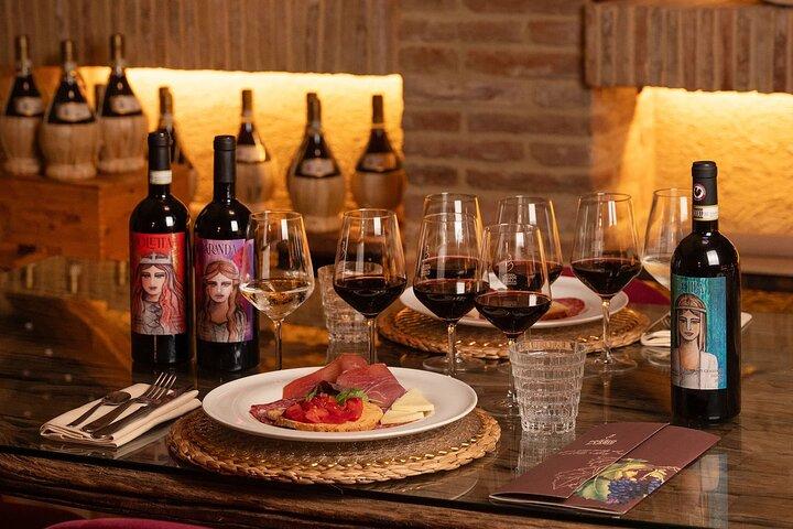 Lunch with Wine Tasting at Poggio ai Laghi Winery