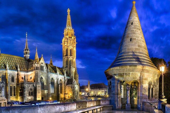 Budapest and Bratislava Highlights Day Tour from Vienna