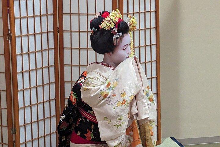 Dinner with Maiko