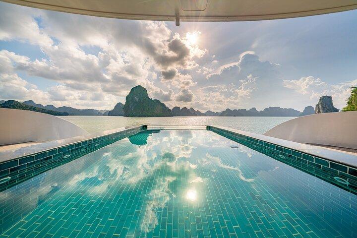 Halong Bay Day Cruise from Hanoi – 5-Star Relaxation & Adventure