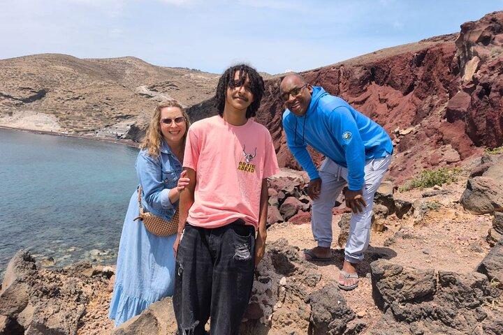 Santorini Private Tour with Local Guide with pickup included