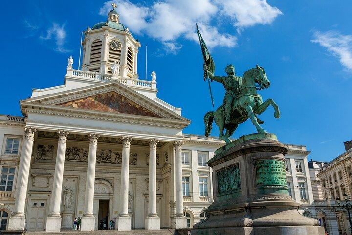 Brussels All In Tour : Belgian food, Chocolate, Beer, Sightseeing