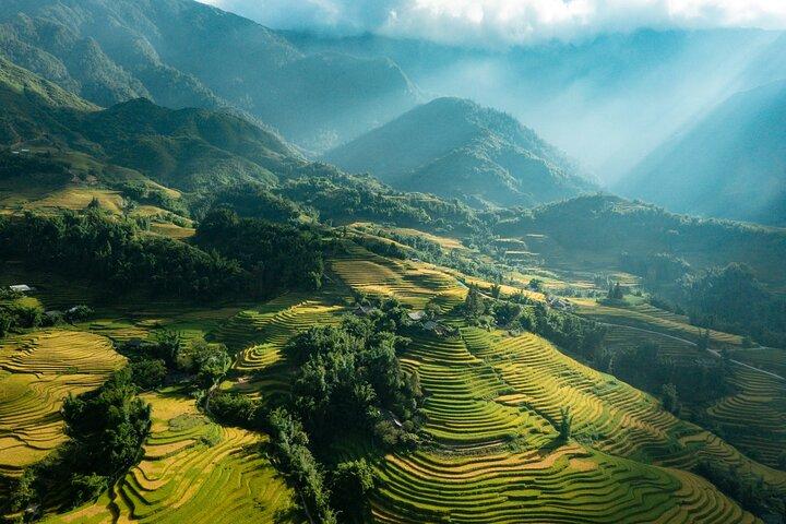 2 days 1 night Sapa trekking group tour at homestay