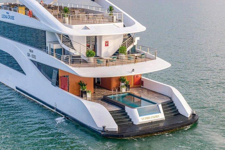 Leona Luxury Cruise: The Perfect 5-Star Day Trip in Ha Long Bay