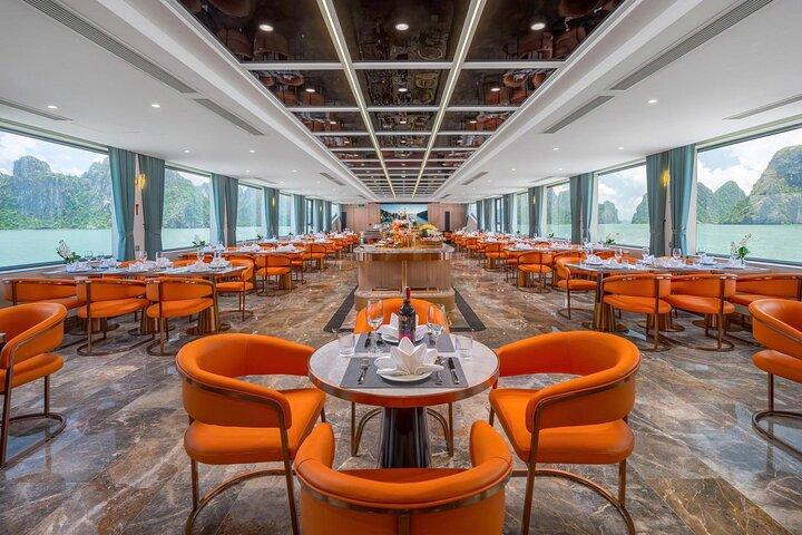 Hanoi: Leona 5-Star Luxury Day Cruise on Breathtaking Halong Bay