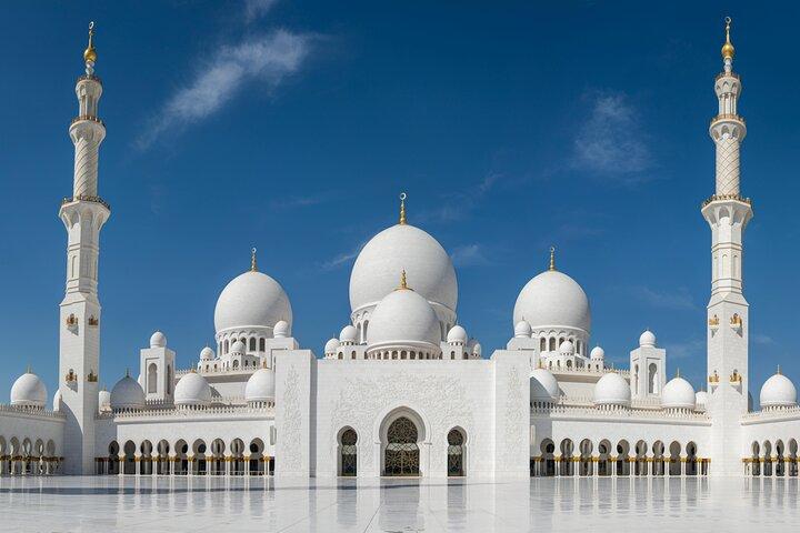 Abu Dhabi City Tour from Dubai Shared Journey
