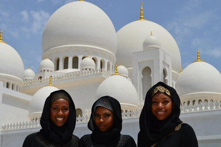 Abu Dhabi City Tour from Dubai Shared Journey