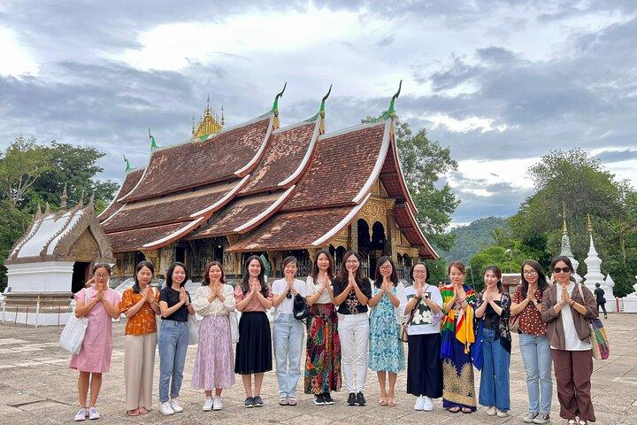 Laos Highlights 4 Day Journey from Vientiane to Luang Prabang