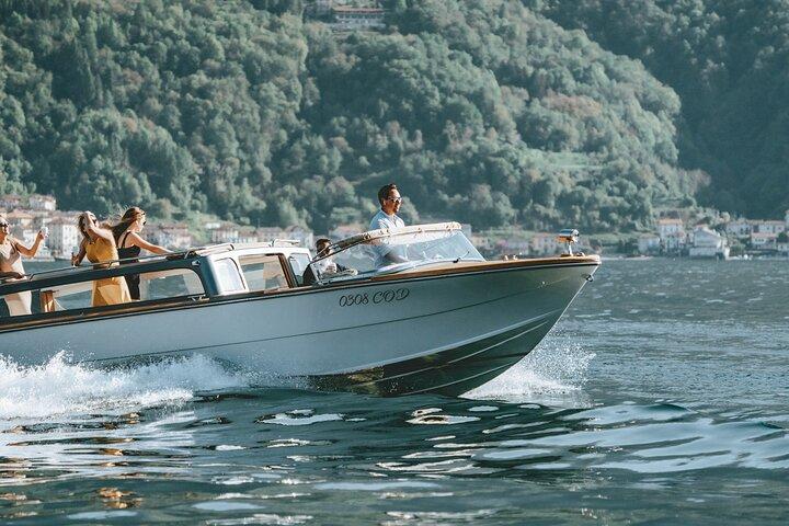 Private Luxury Cruise with Prosecco in Lake Como at its finest