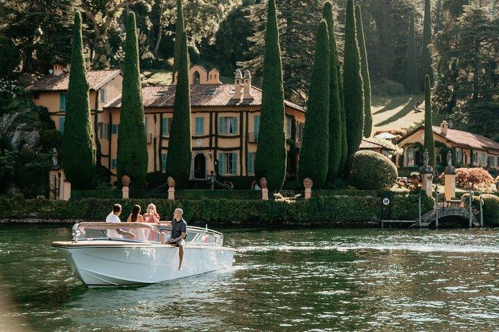 Private Luxury Cruise with Prosecco in Lake Como at its finest