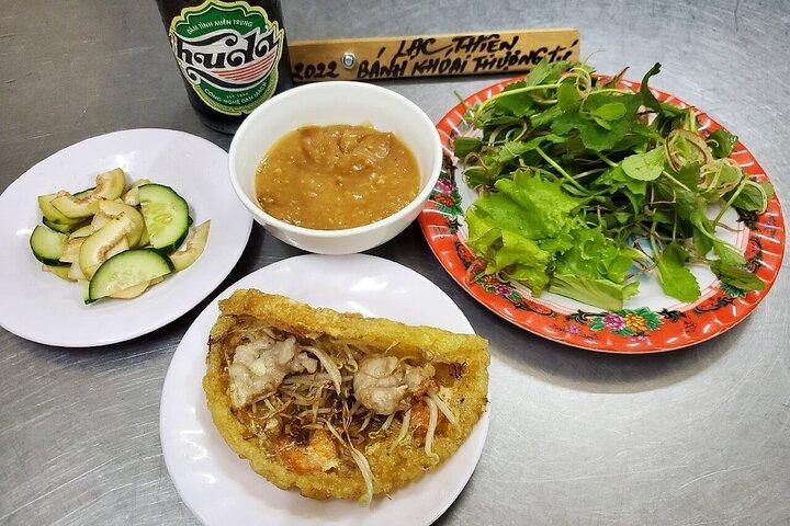Authentic Hue Street Food Tour with Local Culinary Expert