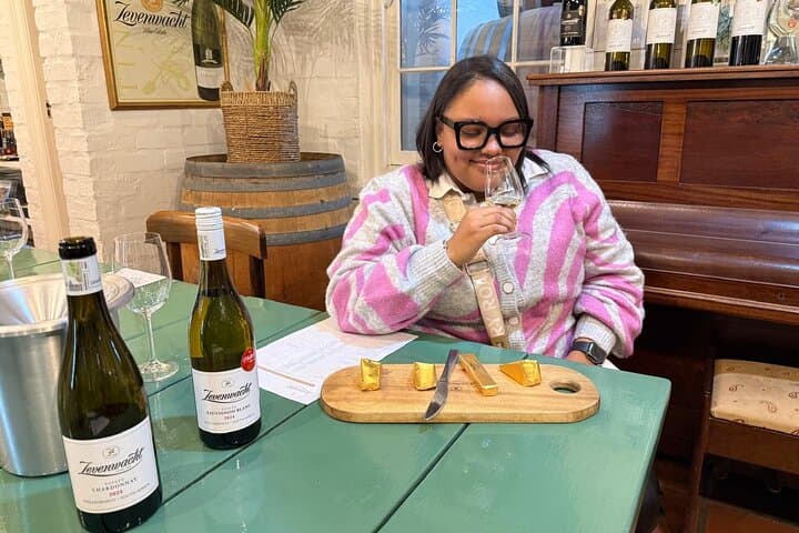 Half Day Winelands Tour with Cheese and Chocolate Pairing