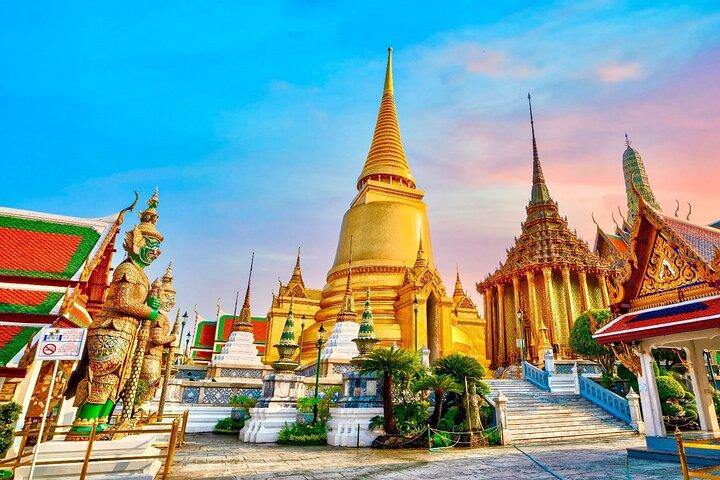 Bangkok: Grand Palace, Wat Pho and Chinatown Walking Tour