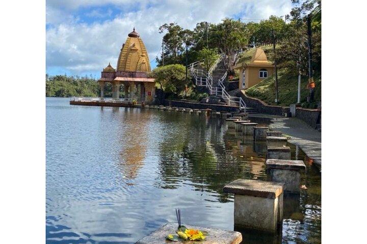 Mauritius South Highlights – Chamarel & Nature Wonders