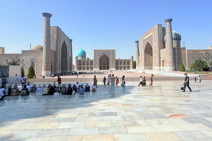 Samarkand: Private City Tour with Guide and Transportation