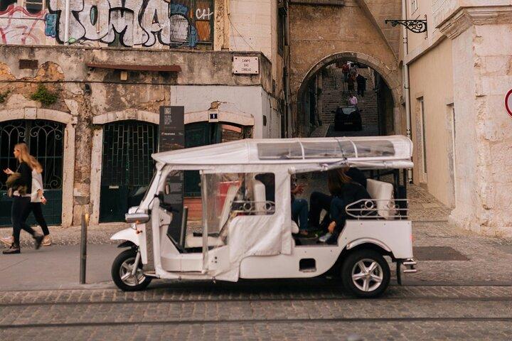Mosteiro Dos Jeronimos Entrance Ticket with Tuk Tuk