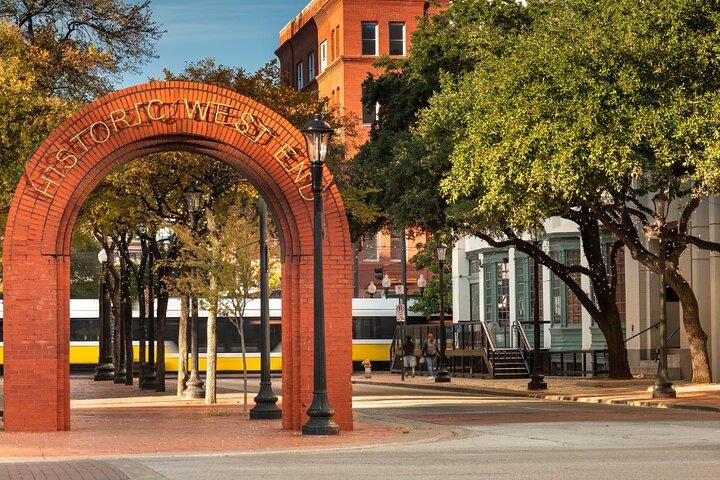 Downtown Dallas Historic Food Tour: Taste What Dallas Invented