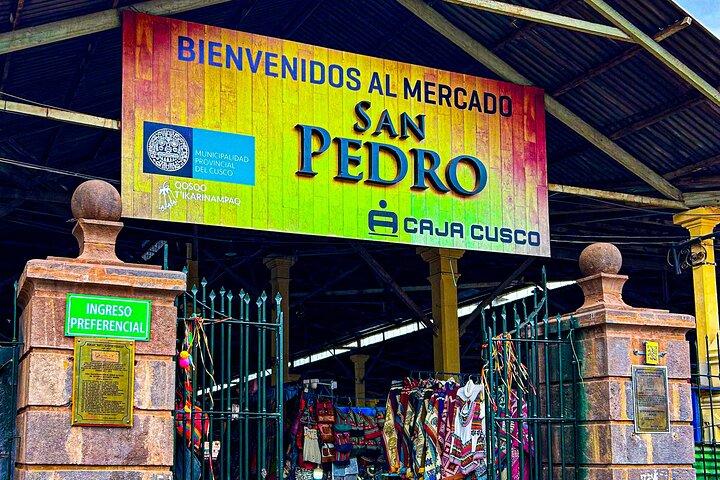 San Pedro Market Secrets: Cusco Gastronomy & Culture Tour