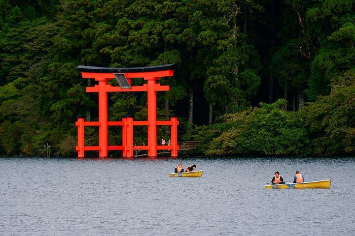 Mt. Fuji Hakone and Kamakura Day Tour: Cruise/Ropeway/island