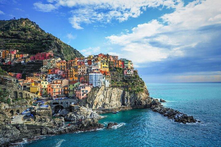 Cinque Terre Small Group Tour with Limoncino Tasting