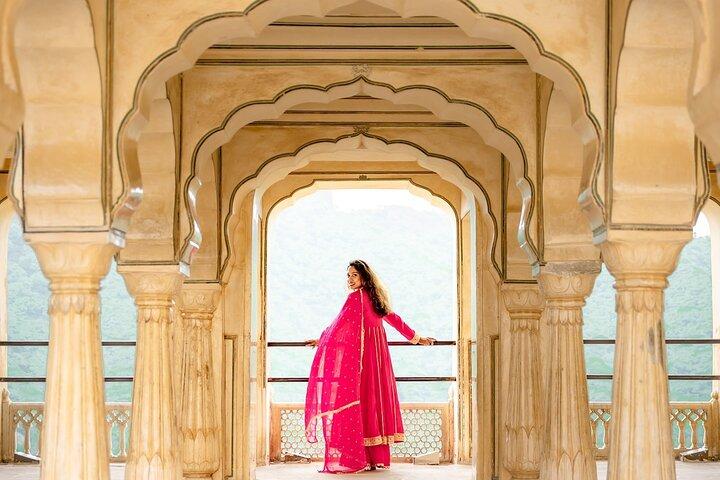 Full-Day Jaipur Tour with Guide and Private Car