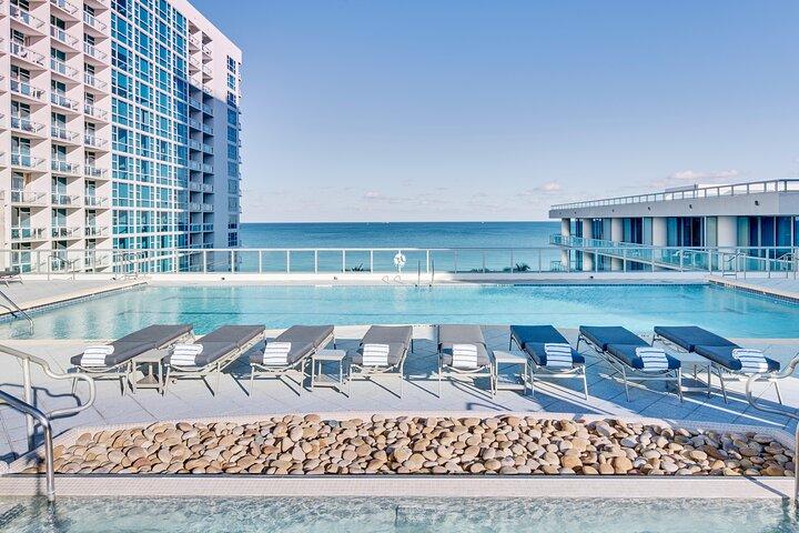 Wellness Escape Day — Full-Day Spa & Resort + 1 Private Session