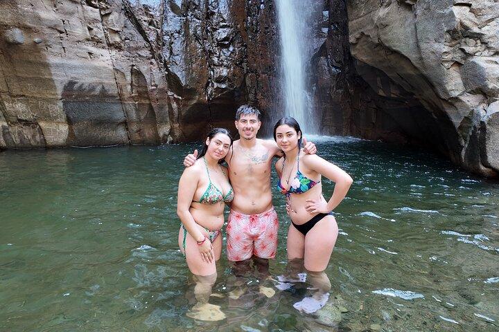 Tamanique Waterfalls Complex Trek + El Tunco Beach