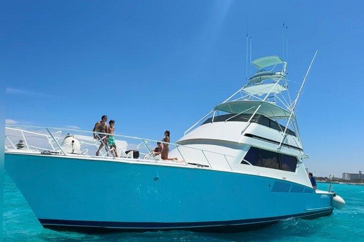 VIP YACHT up to 28 passengers - Isla mujeres snorkel