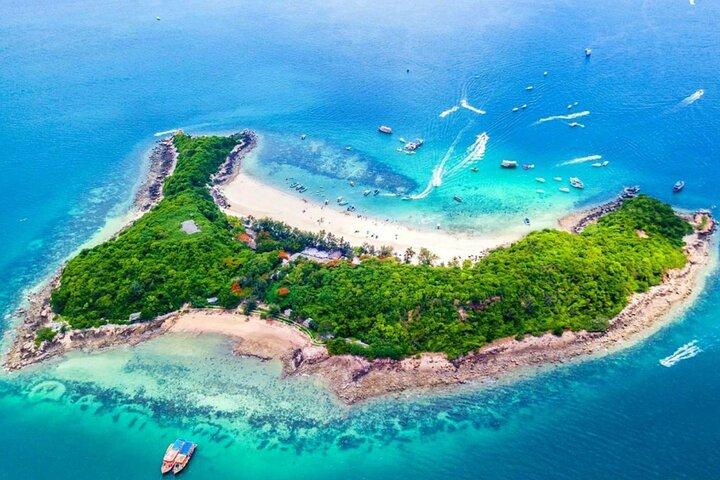 Coral Island Pattaya Tour from Bangkok with Speedboat and Lunch