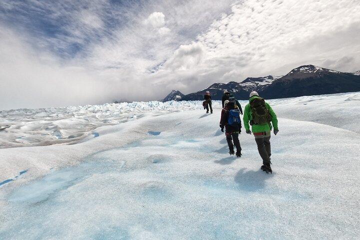 Perito Moreno Ice hike & walkways from El Calafate - Minitrekking