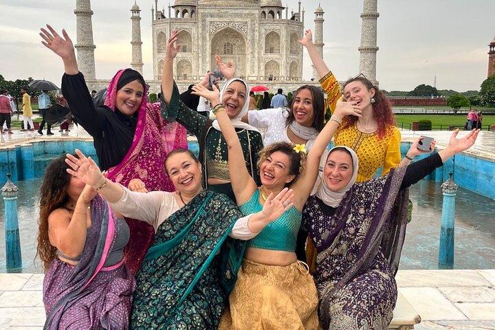 Taj Mahal, Agra Fort & Baby Taj Tour from Delhi with Meal