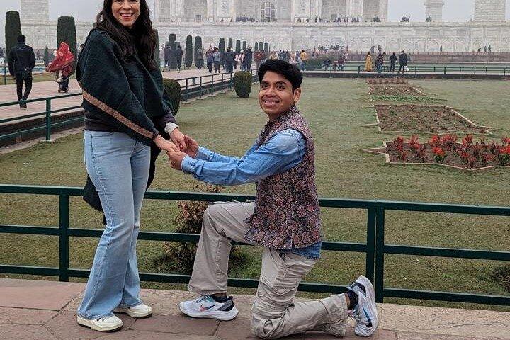 Taj Mahal, Agra Fort & Baby Taj Tour from Delhi with Meal