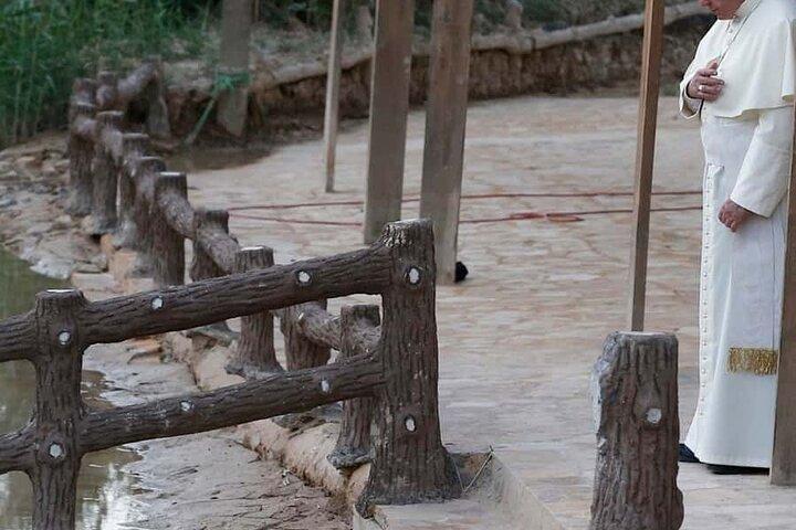 Day Tour to Madaba Mount Nebo and Baptism Site from Amman