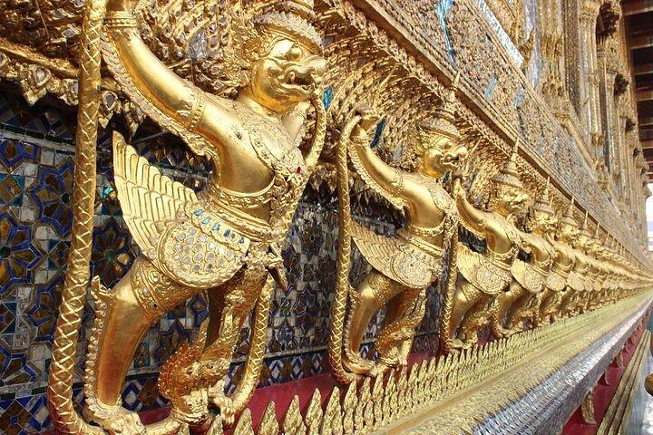 Grand Palace Bangkok Entrance Ticket with Hotel Pick Up